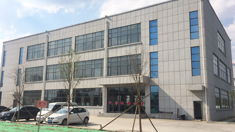 辦公(gong)樓(lou)一(yi)角