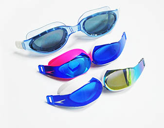 泳(yong)鏡(jing)TPE材(cai)料